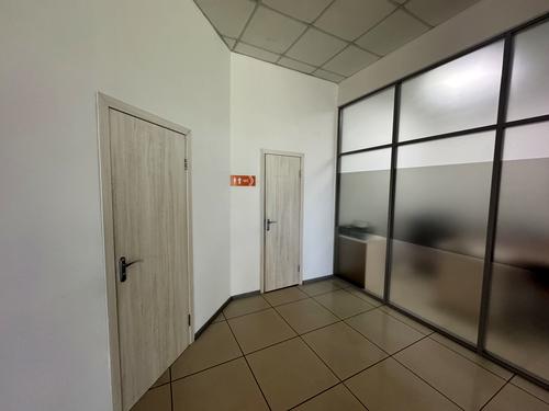 комерційна за адресою Віталія Матусевича вул. (XXII Партз'їзду), 2