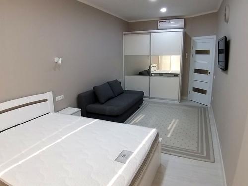 квартира по адресу Французский бульв., 60г