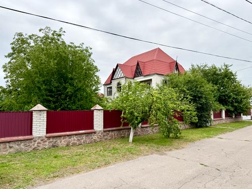 будинок за адресою Олени Теліги вул. (8 березня), 7