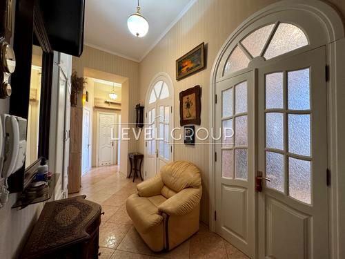 квартира за адресою Київ, Костельна вул., 7