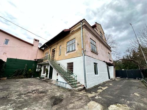 квартира по адресу Репина ул., 3