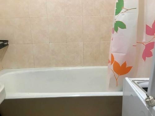 квартира по адресу Натальи Ужвий ул., 10