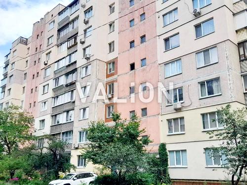 комерційна за адресою Васильківська вул., 38