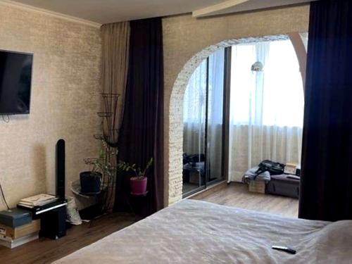квартира за адресою Кримська вул., 74