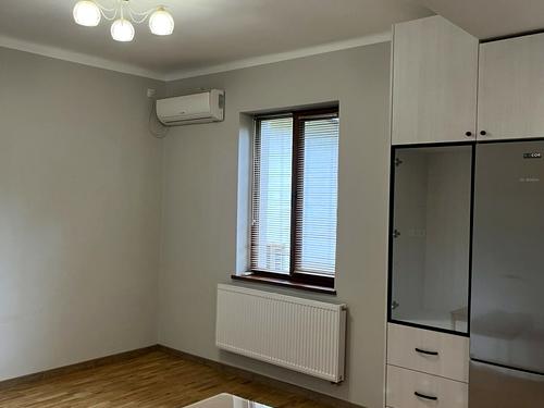 квартира за адресою Гетьмана Івана Мазепи вул. (Топольна), 37