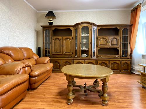 квартира за адресою Староярмаркова вул. (Сиволапа), 44