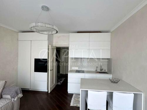 квартира за адресою Київ, Салютна вул., 26