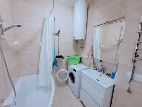 квартира за адресою Зарічна вул., 4