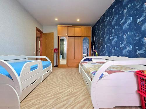 квартира по адресу Нескорених, 54а