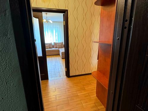 квартира за адресою Автозаводська вул., 81
