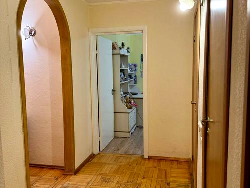 квартира за адресою Межигірська вул., 43