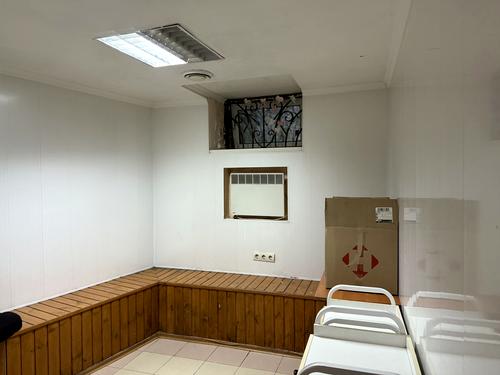 комерційна за адресою Дмитра Вітовського вул. (), 16