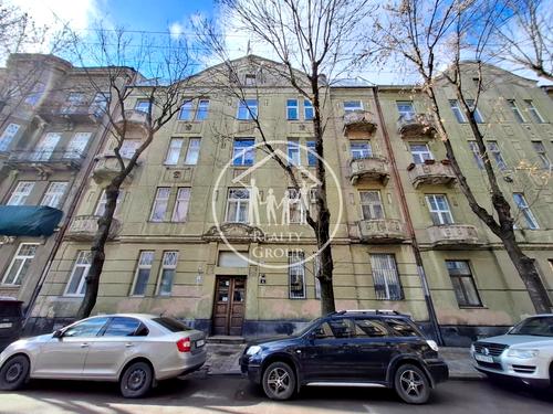 комерційна за адресою Львів, Конопницької, 4