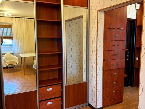квартира за адресою Автозаводська вул., 81