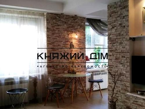 квартира за адресою Щусєва вул., 8