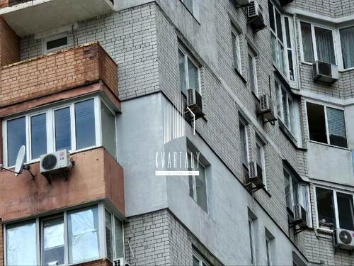 квартира за адресою Київ, Миколи Амосова вул., 4