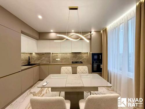 квартира за адресою Степана Бандери вул., 40