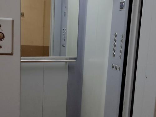 квартира за адресою Академіка Заболотного вул., 54