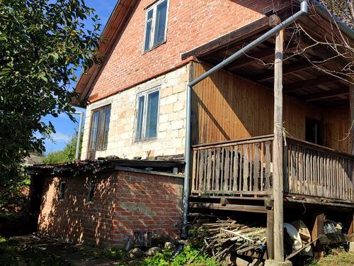 будинок за адресою Набережна вул., 46
