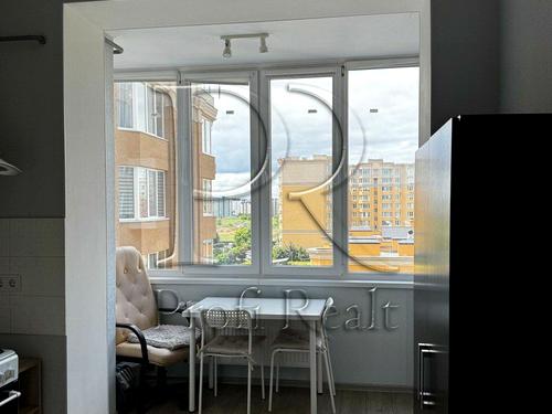 квартира за адресою Абрикосова вул., 1в