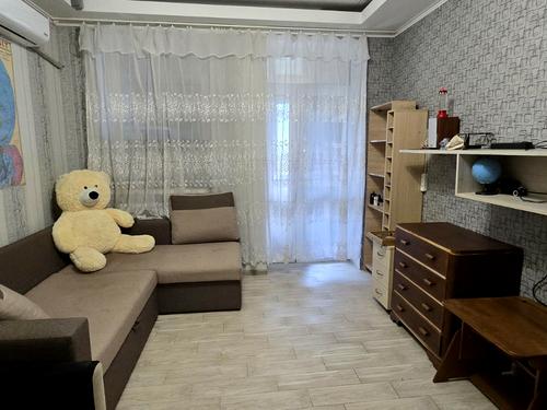 квартира за адресою Поштова вул., 70