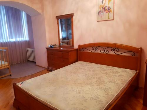 квартира за адресою Хмельницька вул., 10