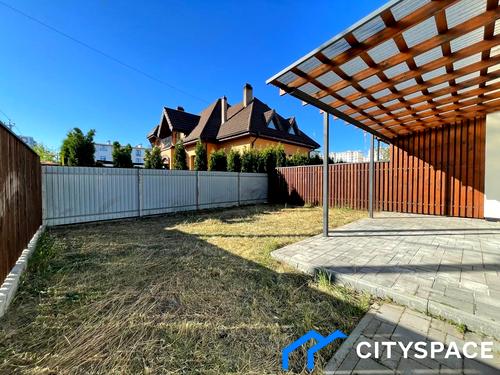 будинок за адресою с. Софіївська борщагівка, Кошова вул., 84