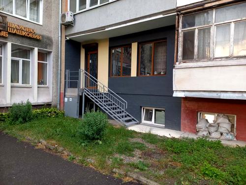 комерційна за адресою Вагилевича вул., 7