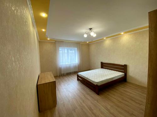 квартира по адресу Романа Андріюка, 7