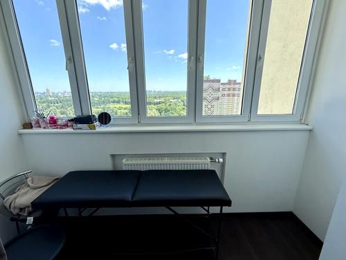квартира за адресою Академіка Глушкова просп., 9-В