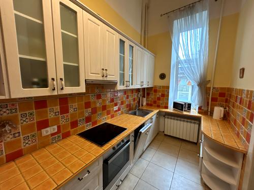 квартира за адресою Заньковецької вул., 6