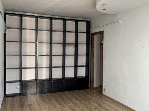 квартира за адресою Соборна вул. (50 років Жовтня), 33