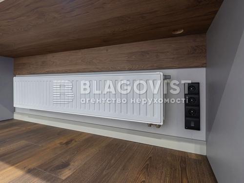 квартира за адресою Олександра Олеся вул., 7