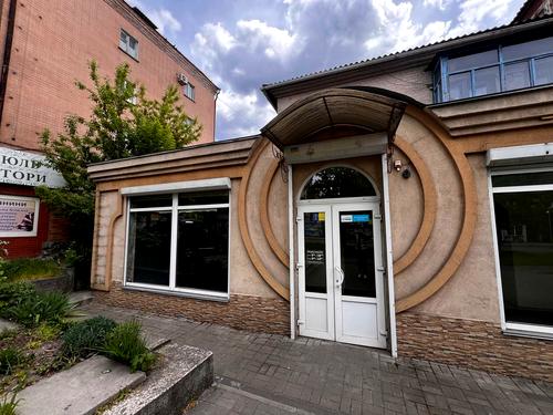 комерційна за адресою Смілянська вул., 103