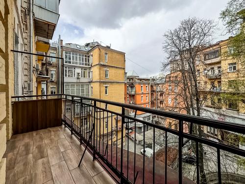 квартира за адресою Богдана Ступки вул. (Станіславського), 3