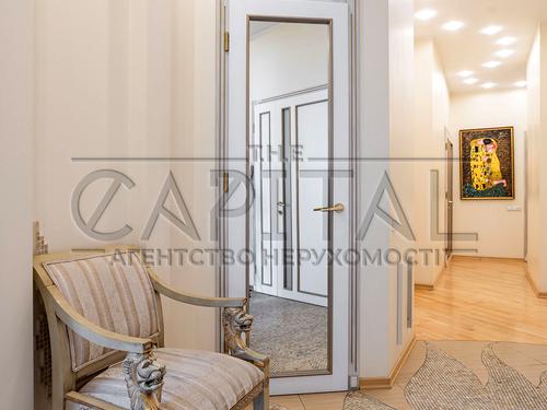 квартира за адресою Шовковична вул., 32/34