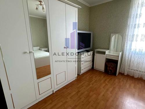 квартира за адресою Перемоги просп., 18