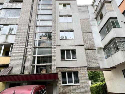 квартира за адресою Євгена Патона вул., 12