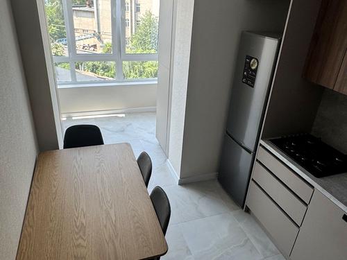 квартира за адресою Домбровського вул., 3б, к.14,15
