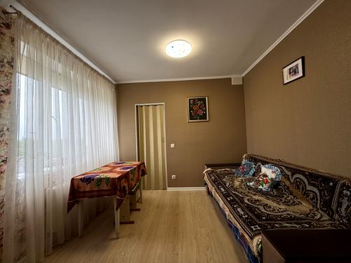 квартира за адресою Курсанта Єськова вул., 26