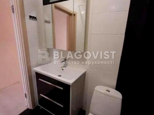 квартира за адресою Регенераторна вул., 4 к11