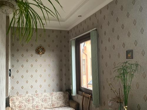 комерційна за адресою Товстого вул., 7