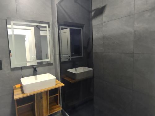 квартира по адресу Академика Сахарова ул., 3-В