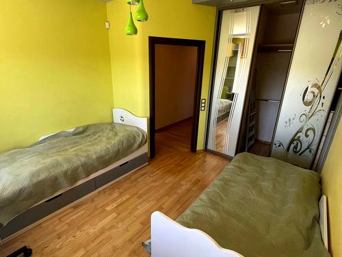 квартира за адресою Червоної Калини просп., 72а
