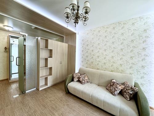 квартира за адресою Левка Лук'яненка вул. (Василя Жуковського), 18