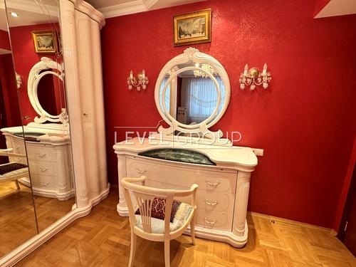 квартира по адресу Леси Украинки бульв., 21
