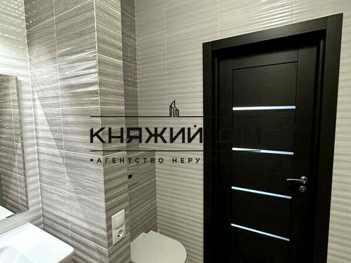 квартира за адресою Київ, Драгоманова вул., 40-Е
