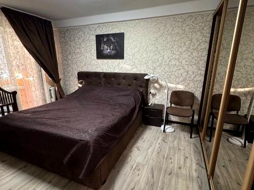 квартира по адресу Строителей ул., 12-Б