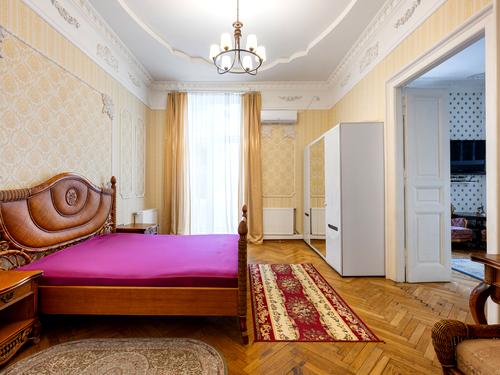 квартира за адресою Івана Огієнка вул. (), 6