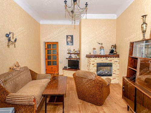 квартира за адресою Пилипа Орлика вул. (Паризької Комуни), 25